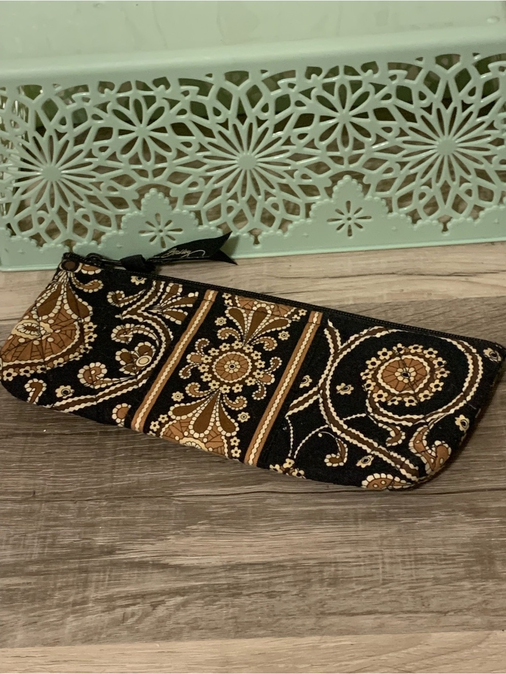 🌸 Vera Bradley Cafe Latte Brush & Pencil Makeup Bag - Vintage Retired